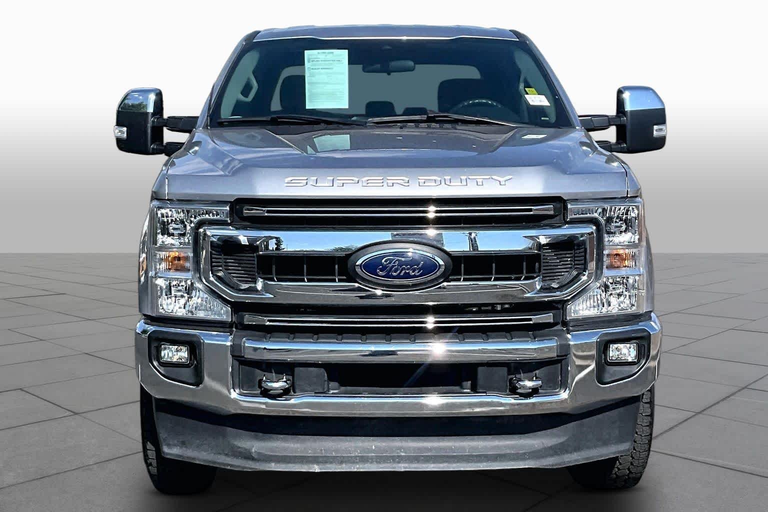 Used 2020 Iconic Silver Ford XLT image 4