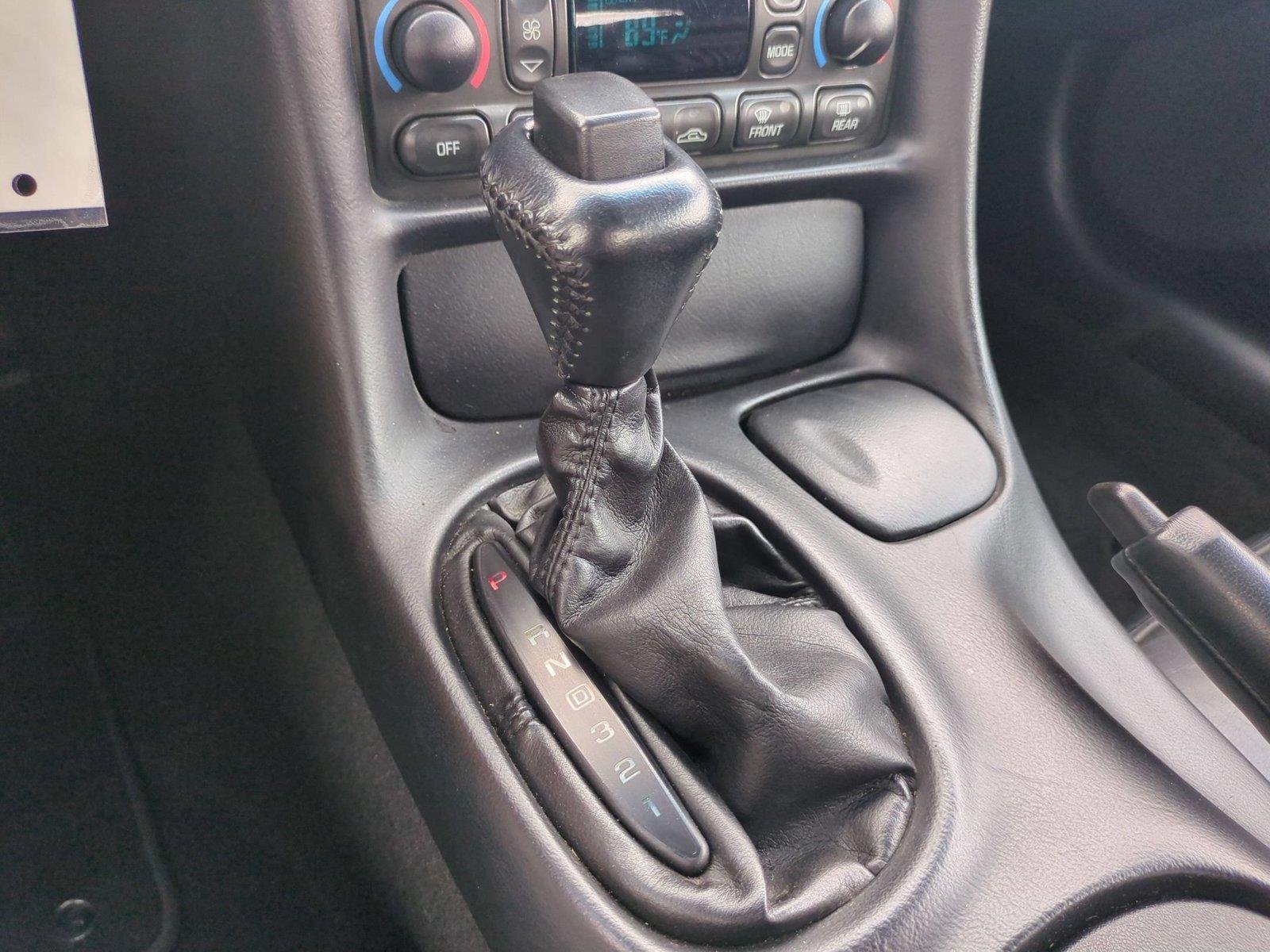 Used 2004 Machine Silver Metallic Chevrolet  image 25