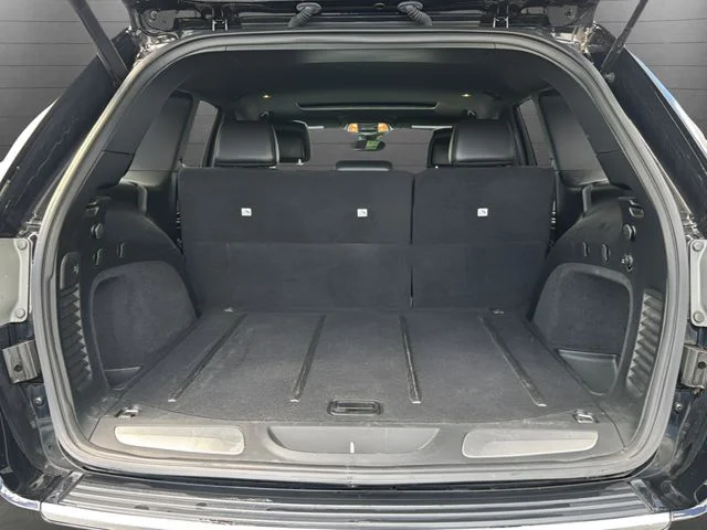 Used 2017 Black Jeep Limited image 20