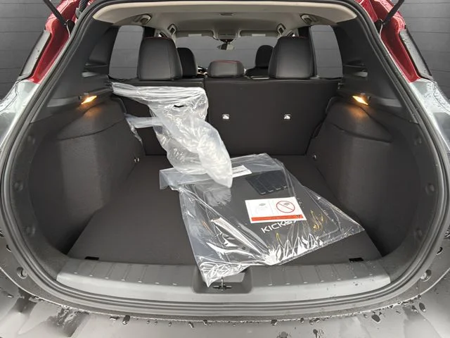 Used 2026 Gray Nissan SR image 12
