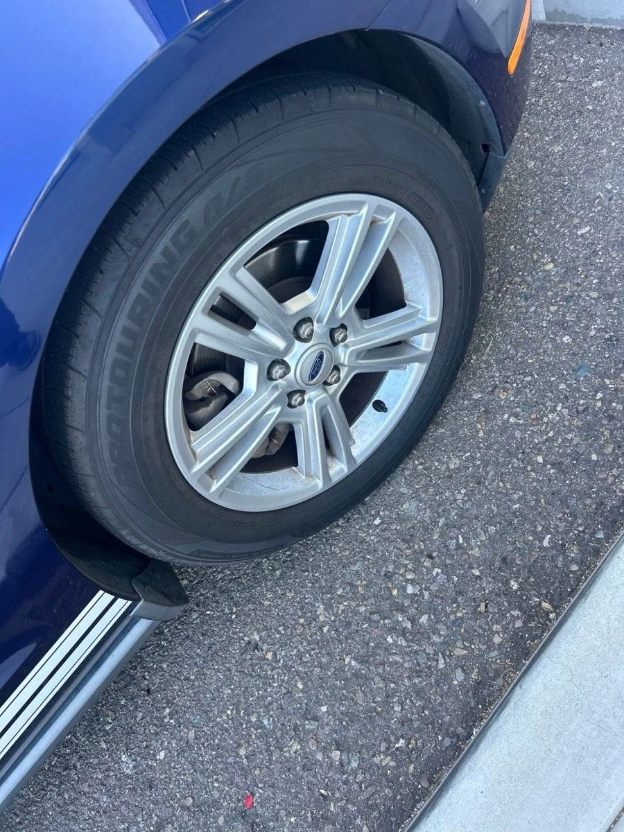 Used 2012 Kona Blue Metallic Ford V6 image 14