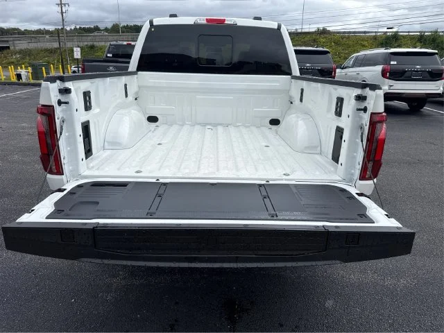 New 2026 Star White Metallic Tri-Coat Ford King Ranch® image 14