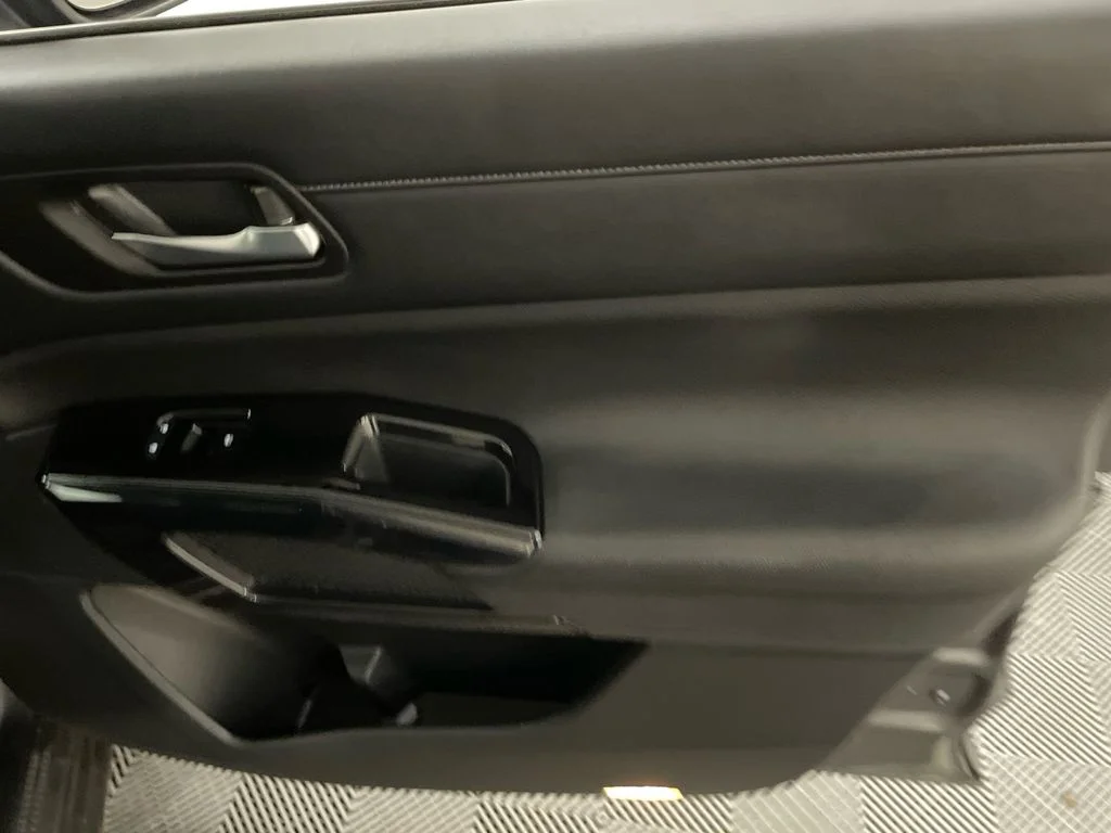 Used 2022 Gun Metallic Nissan SV image 26
