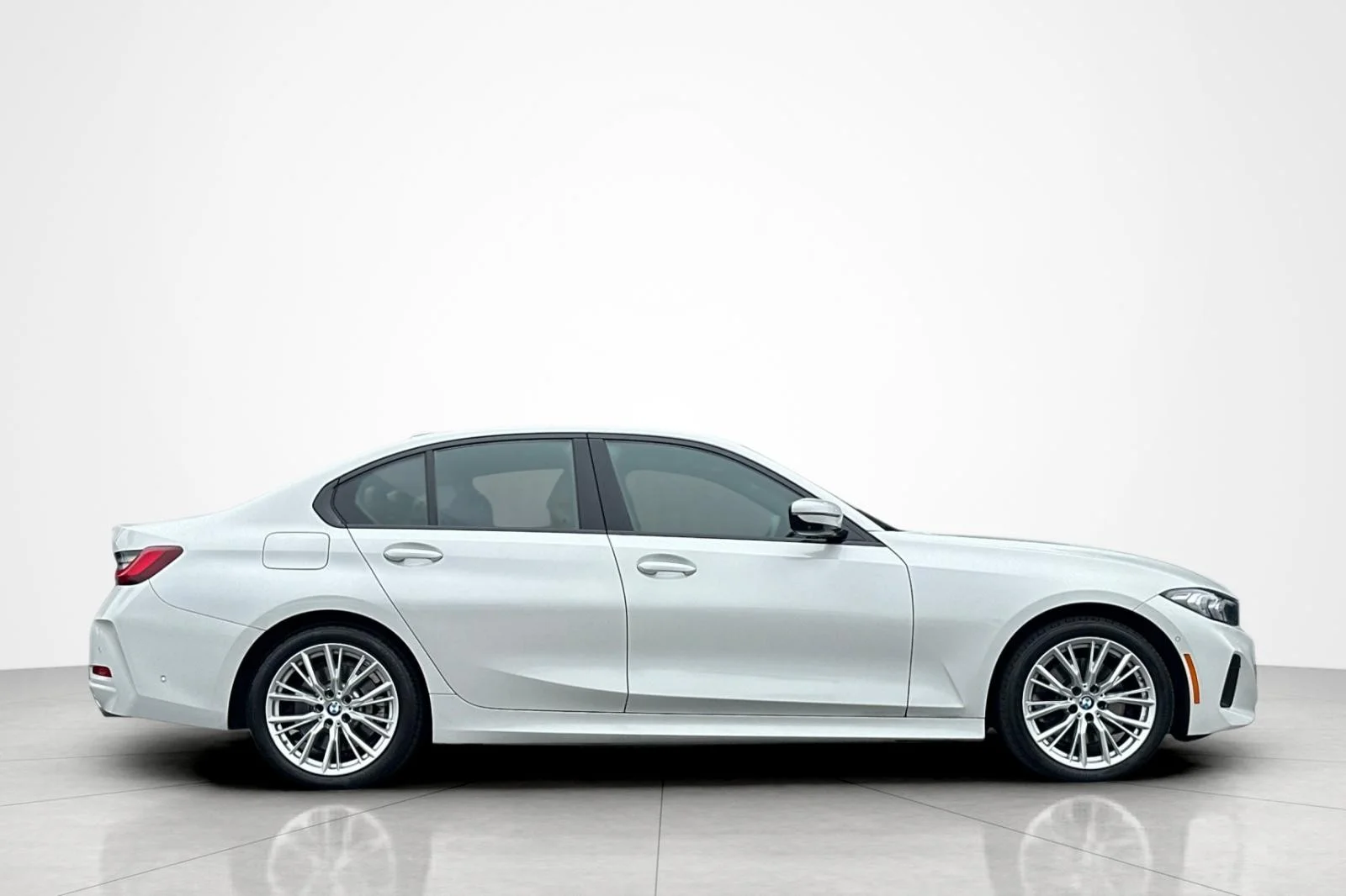 Used 2023 Mineral White Metallic BMW 330i image 6