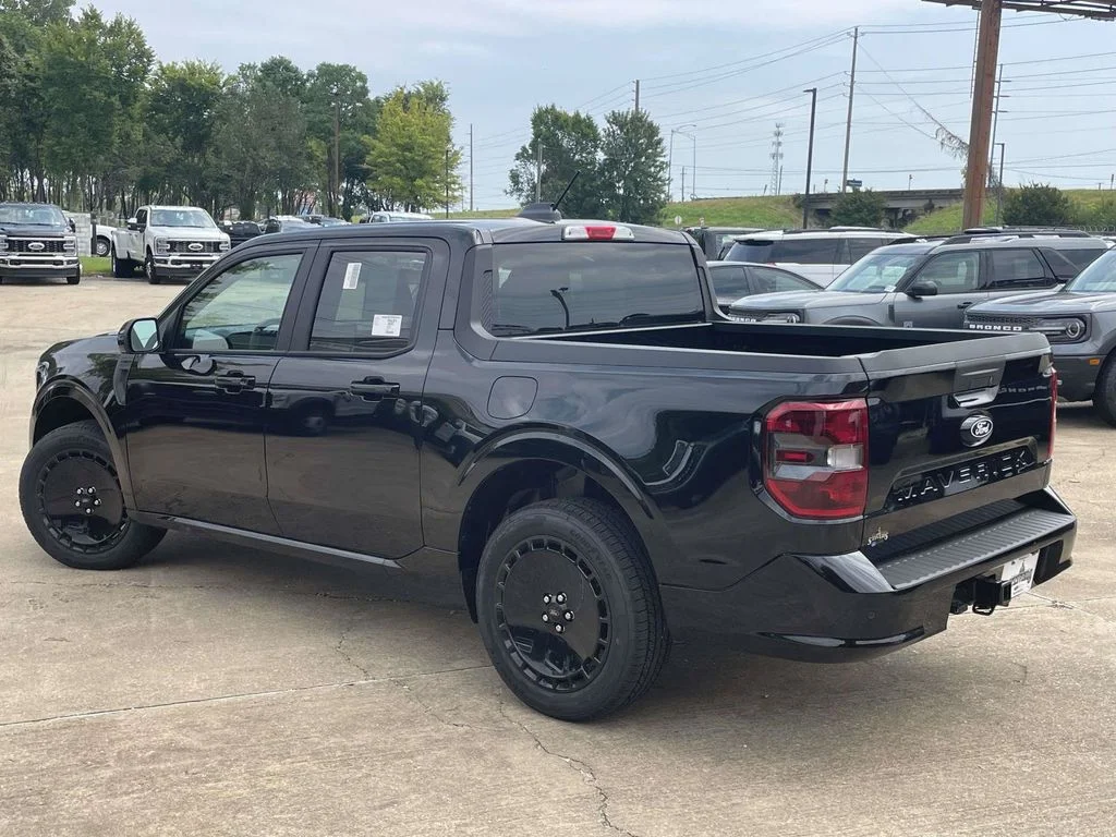 New 2026 Black Ford Lobo Standard image 5
