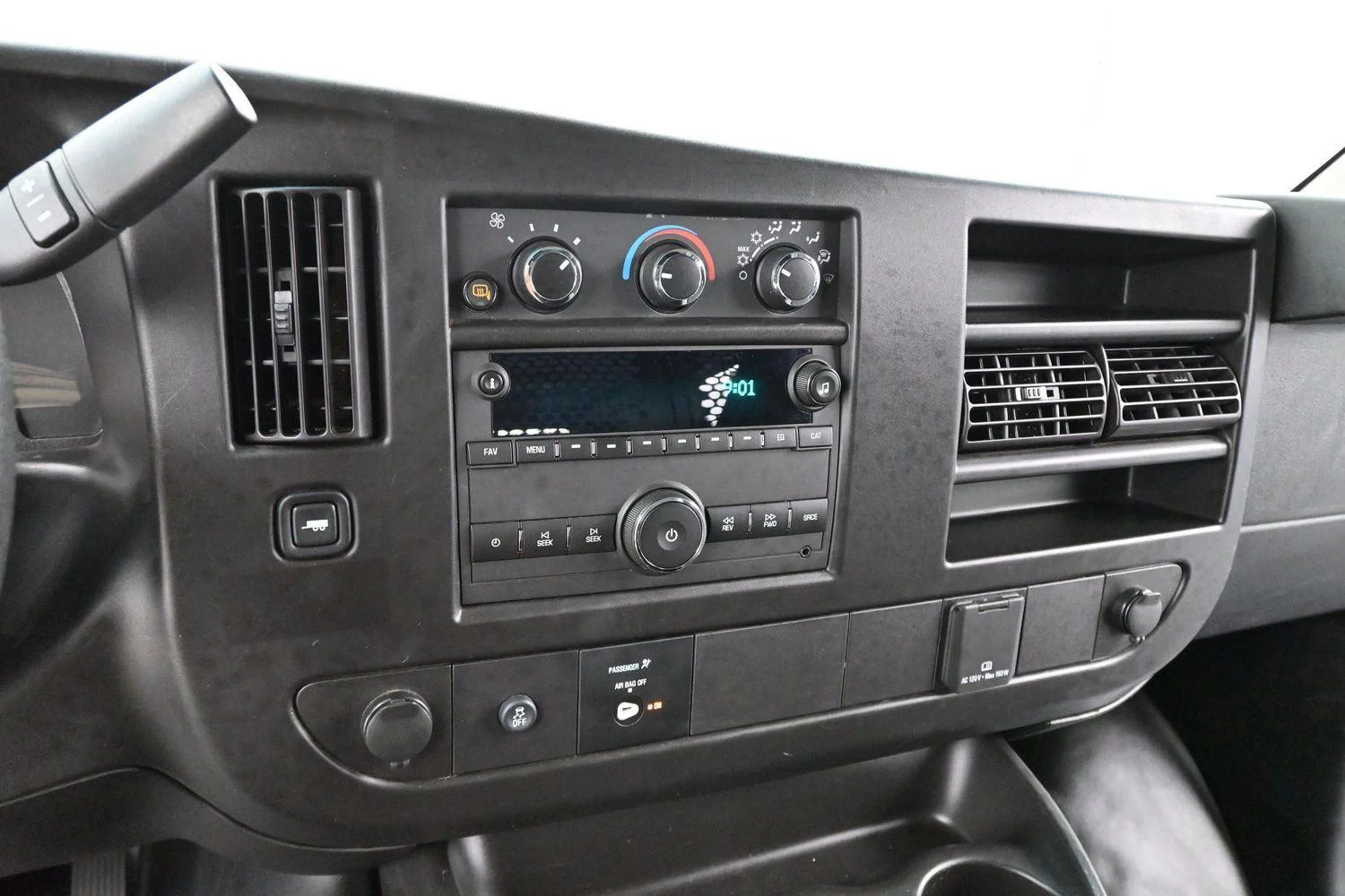 Used 2024 Summit White GMC Work Van image 16