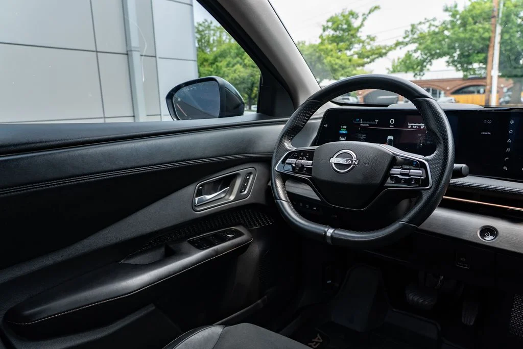 Used 2023 Black Nissan EVOLVE+ image 12