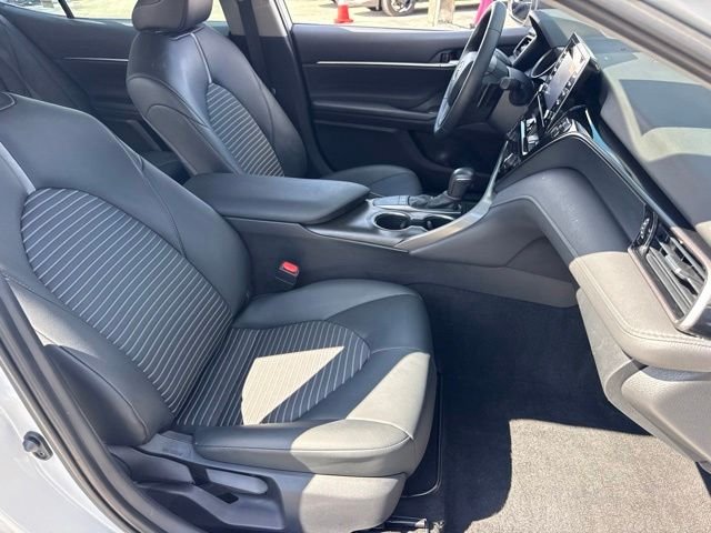 Used 2024 White Toyota SE image 22