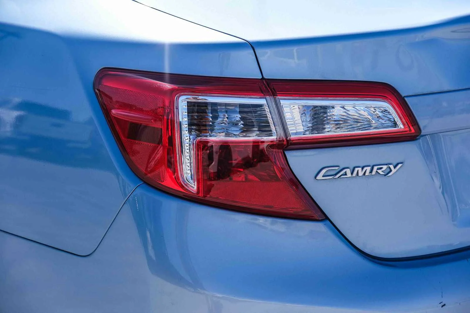 Used 2013 Clearwater Blue Metallic Toyota LE image 7