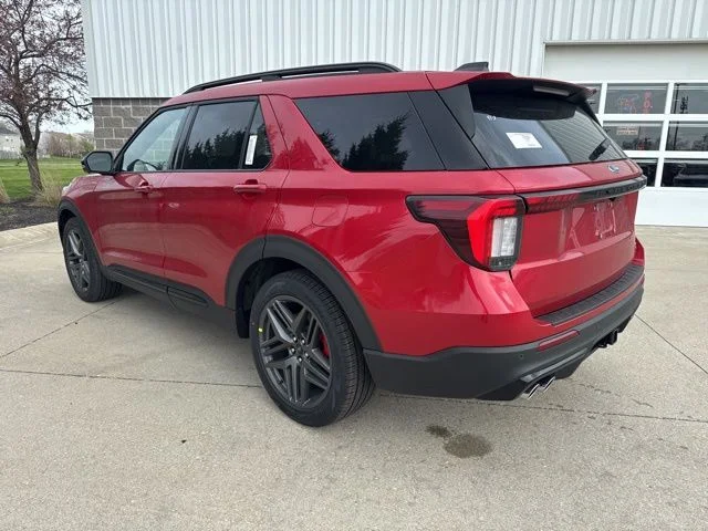 New 2026 Rapid Red Metallic Tinted Clearcoat Ford ST image 8
