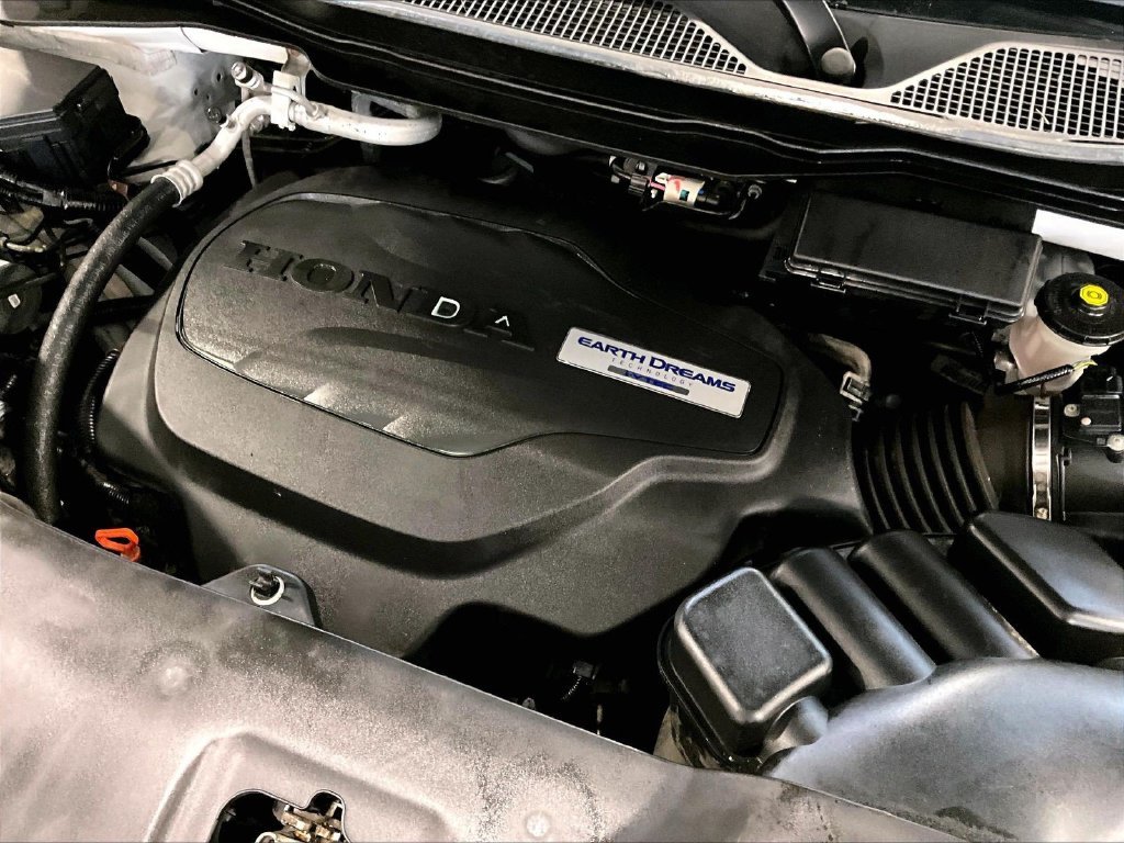 Used 2020 White Honda EX-L image 36
