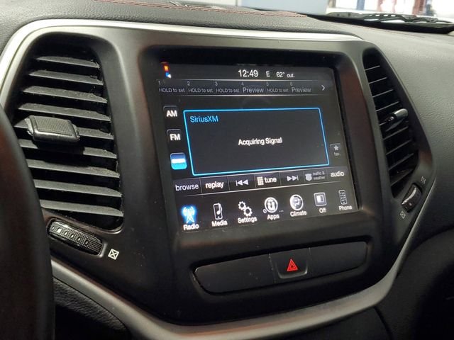Used 2017 Gray Jeep Trailhawk image 20