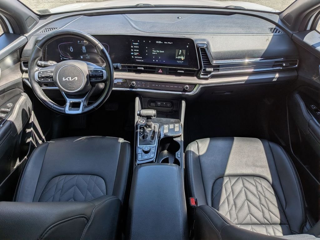 Used 2023 White Kia X-Line image 20