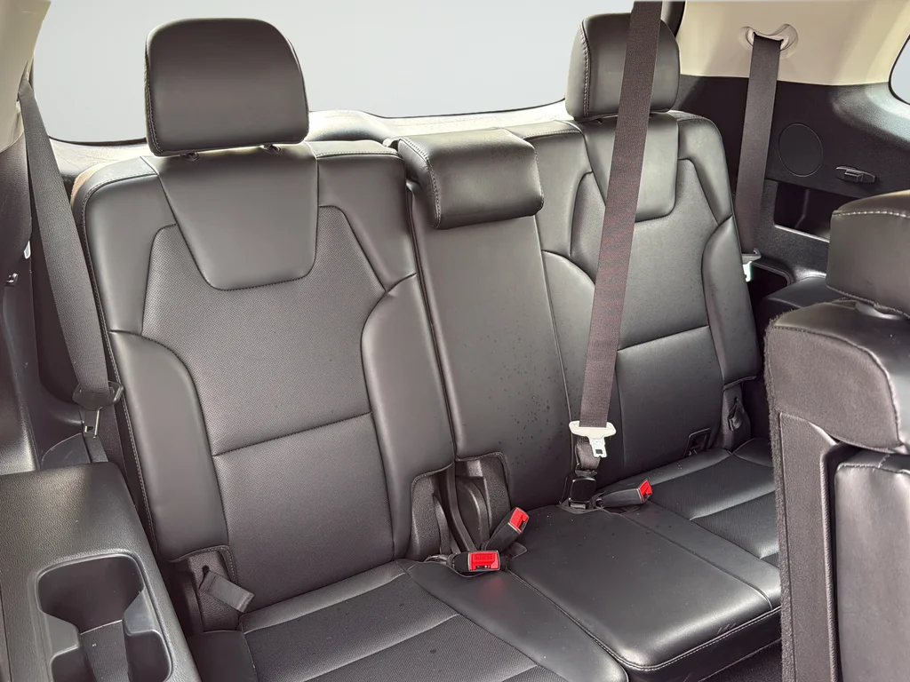 Used 2023 Black Kia EX image 33