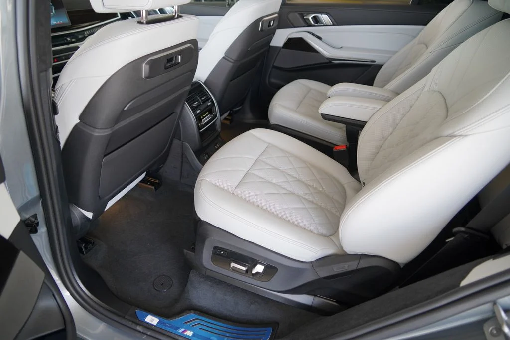 New 2027 Skyscraper Grey Metallic BMW xDrive40i image 18