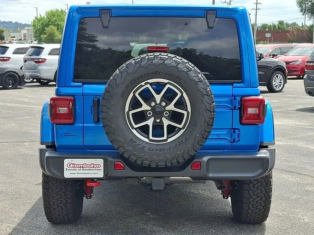 Certified Used 2025 Blue Jeep Rubicon image 3
