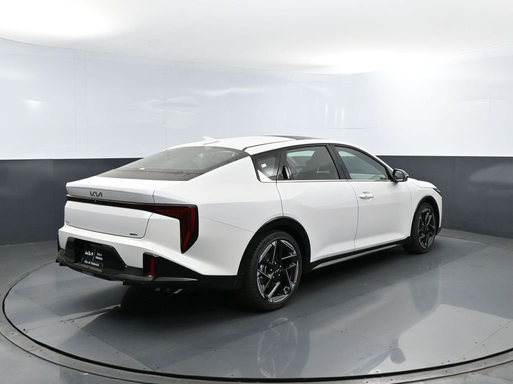 New 2026 Snow White Pearl Kia GT-Line image 21
