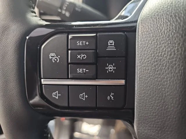 Used 2023 Gray Ford Platinum image 13