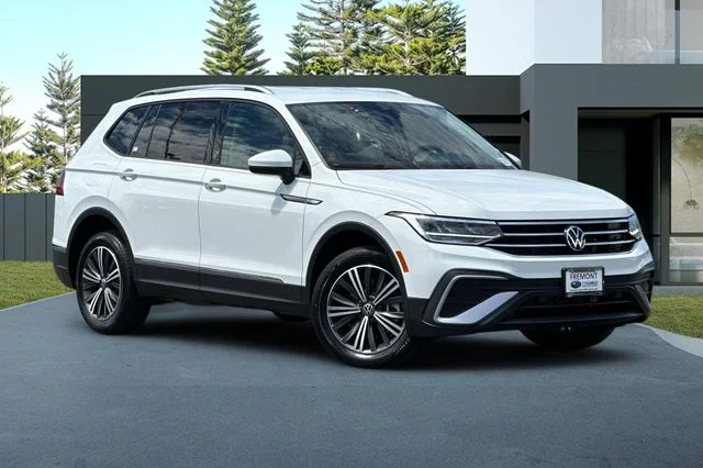 Used 2024  Volkswagen 2.0T Wolfsburg Edition image 2