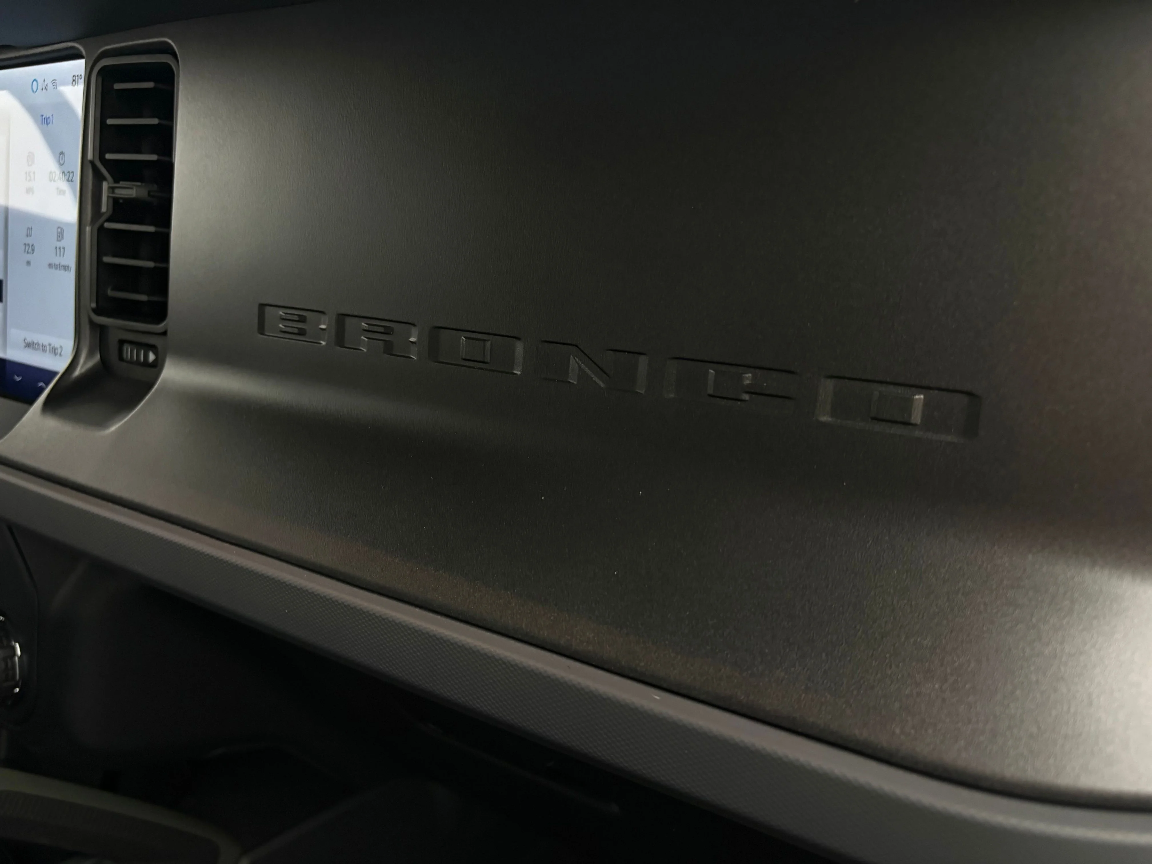Used 2024 Green Metallic Ford Everglades image 40