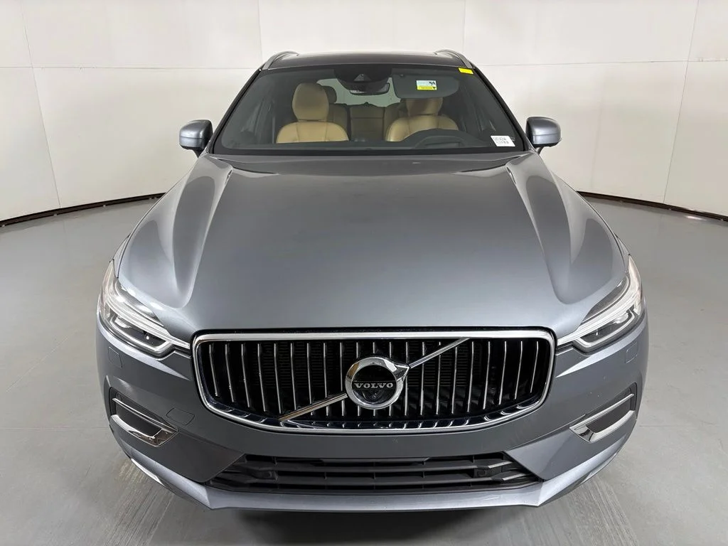 Used 2020 Gray Volvo T6 Inscription image 3