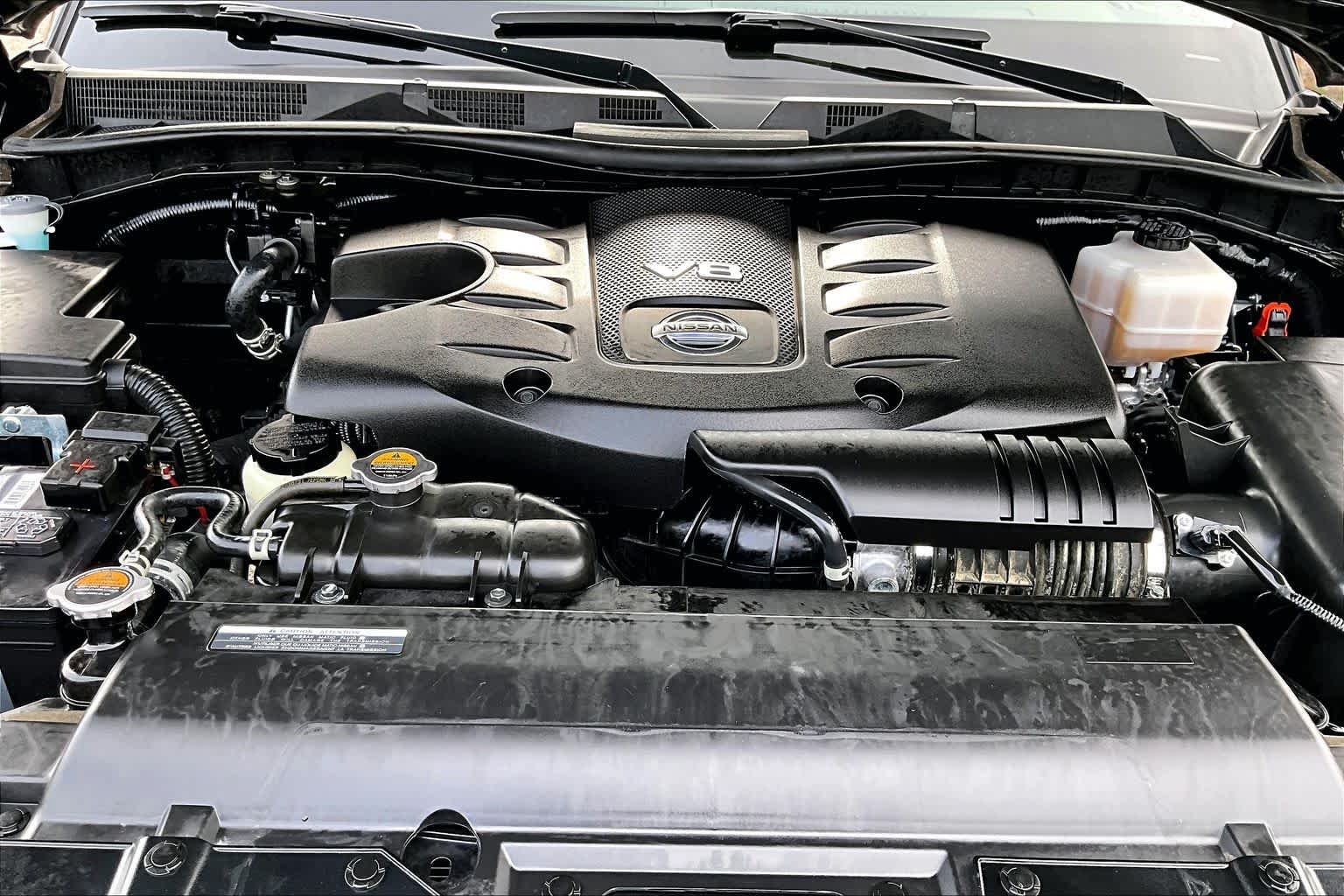 Used 2023 Super Black Nissan Platinum image 34
