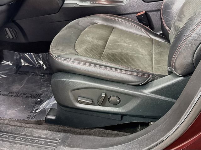 Used 2019 Red Ford XLT image 19
