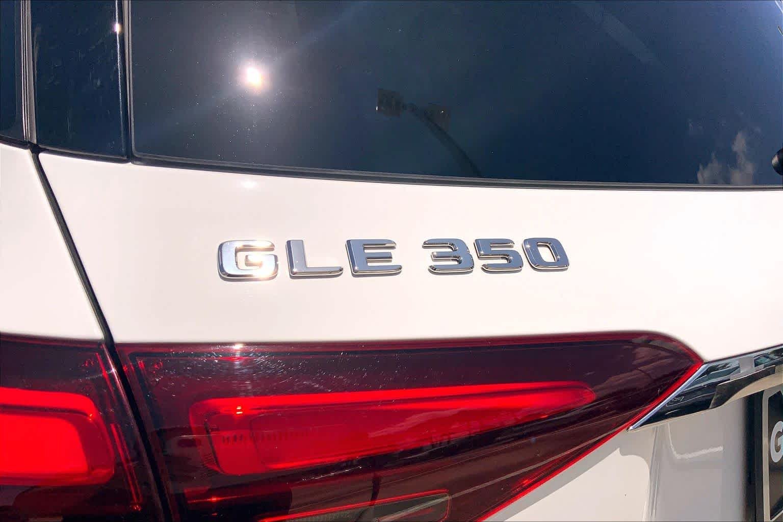 Used 2024 Polar White Mercedes-Benz GLE 350 image 30