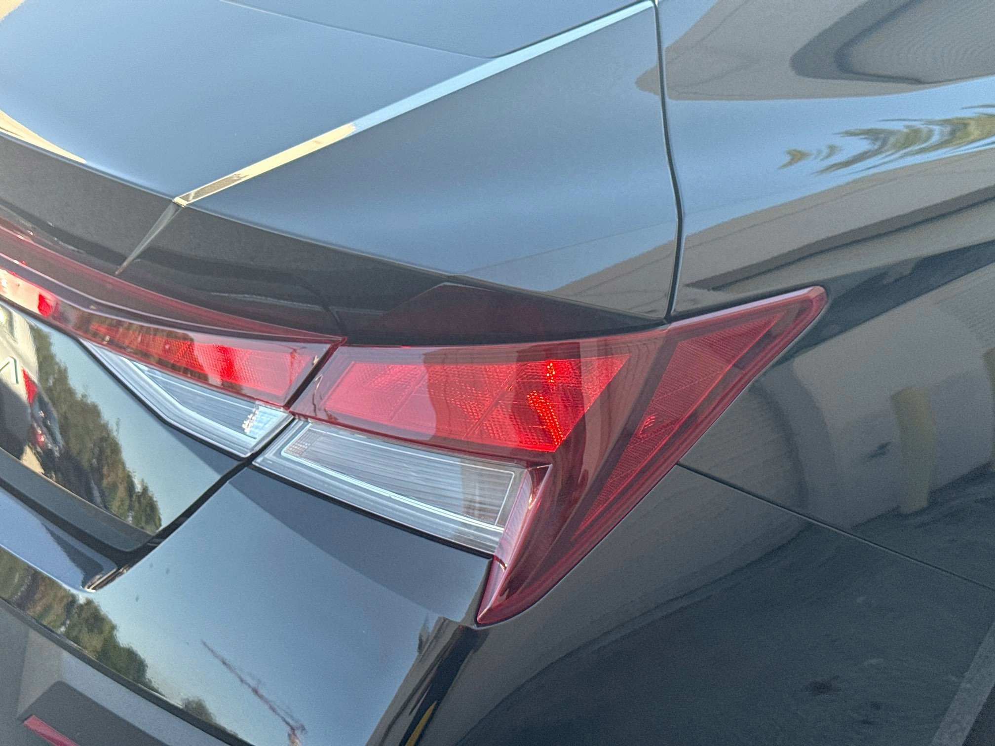 Used 2025 Abyss Black Hyundai SE image 24