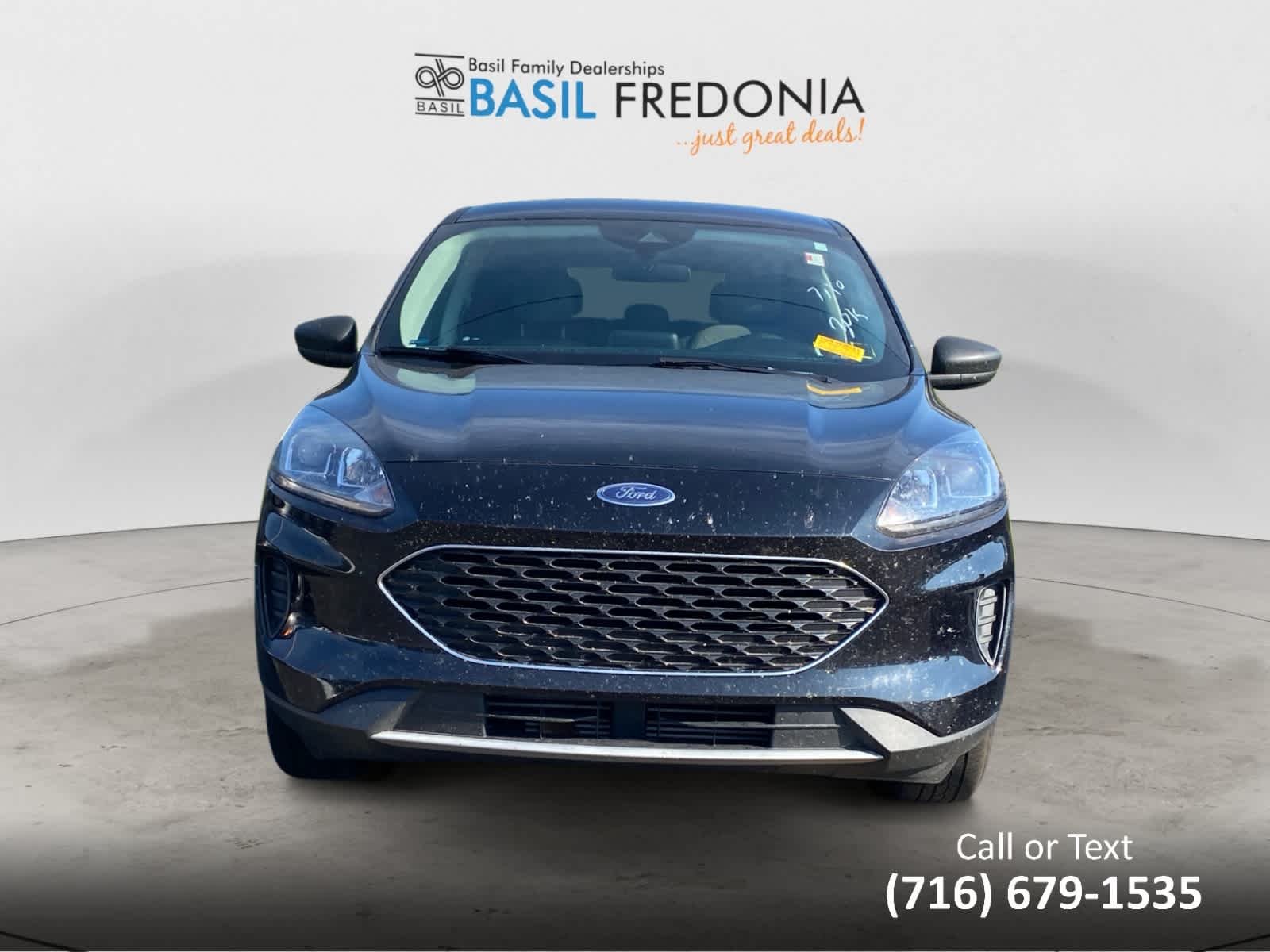 Used 2022 Agate Black Metallic Ford SE image 2