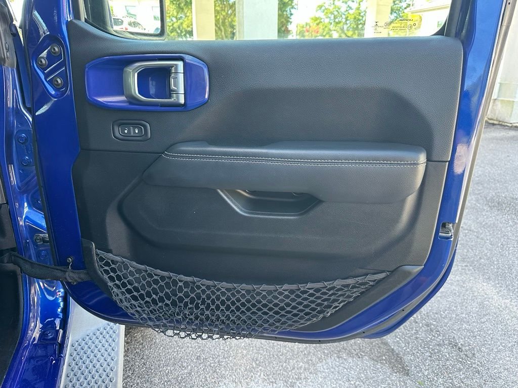 Used 2020 Blue Jeep Unlimited Sahara image 34