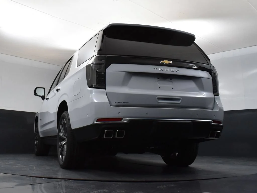 New 2026 Polar White Tricoat Chevrolet High Country image 32