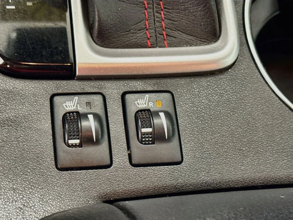 Used 2019 Blizzard Pearl Toyota SE image 18