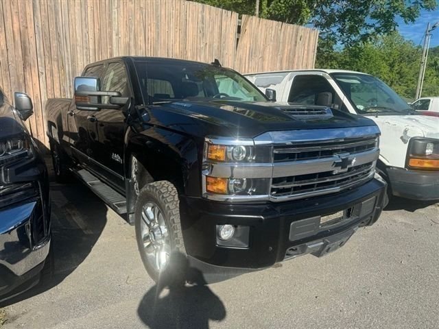 Used 2019 Black Chevrolet High Country image 21