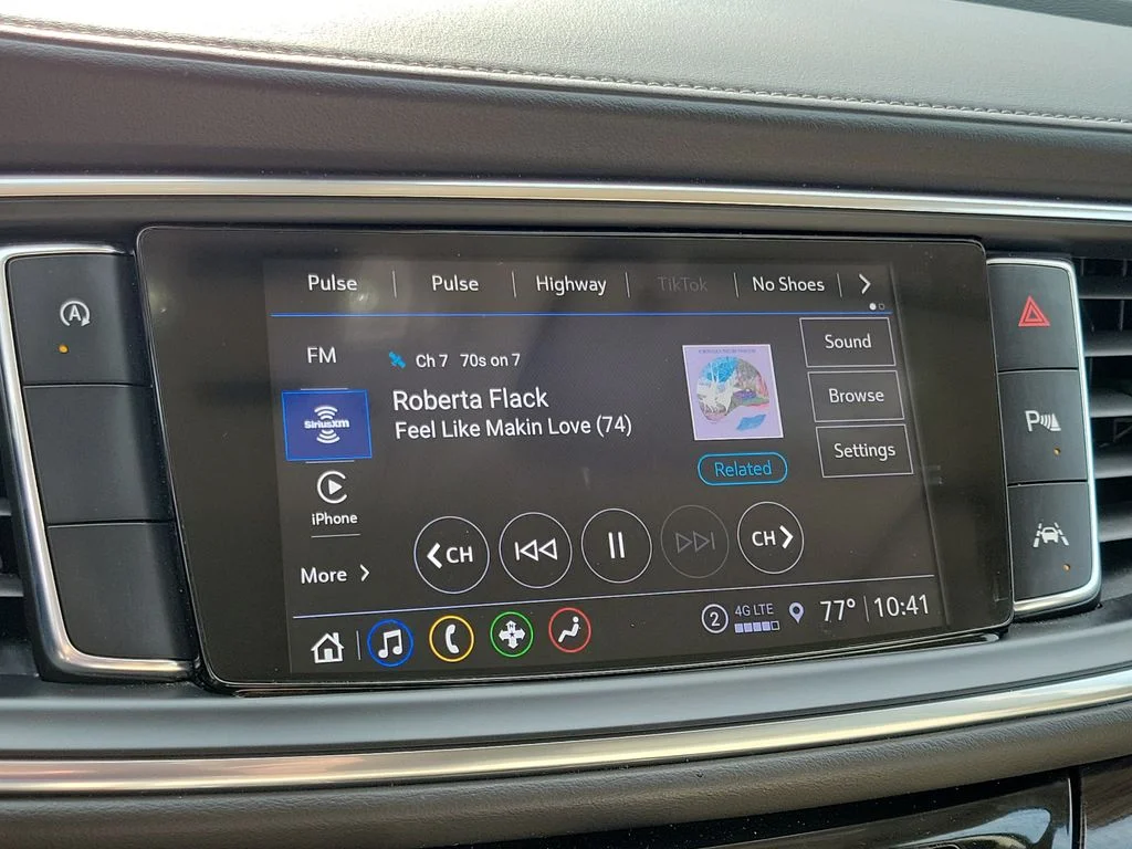 Used 2023 Gray Buick Essence image 27
