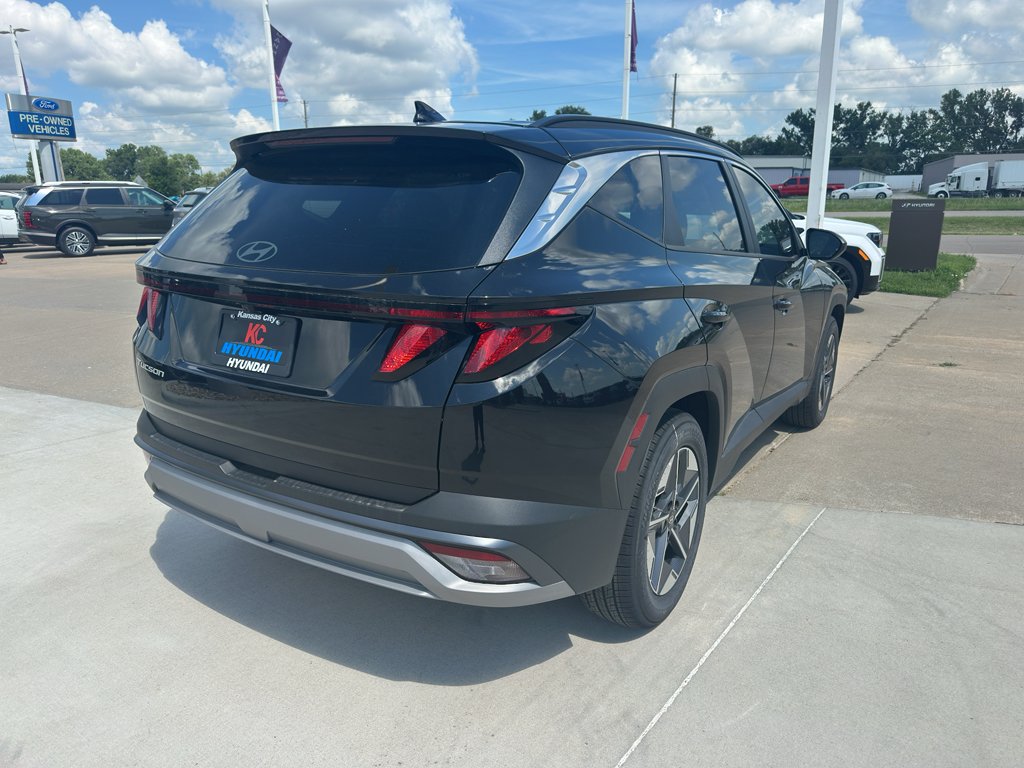 New 2026 Phantom Black Hyundai SEL image 5