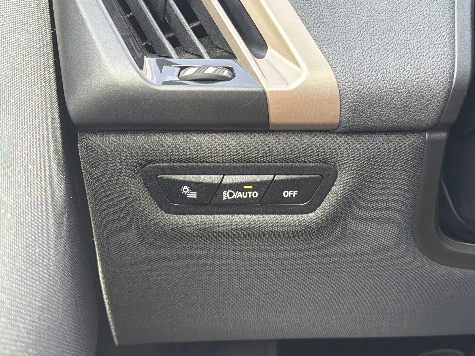 2023 BMW iX Base - Photo 29