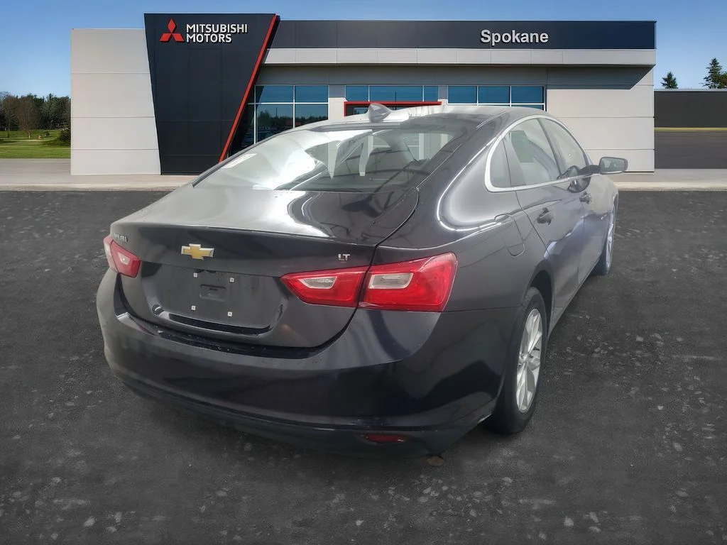 Used 2023 Dark Ash Metallic Chevrolet 1LT image 4