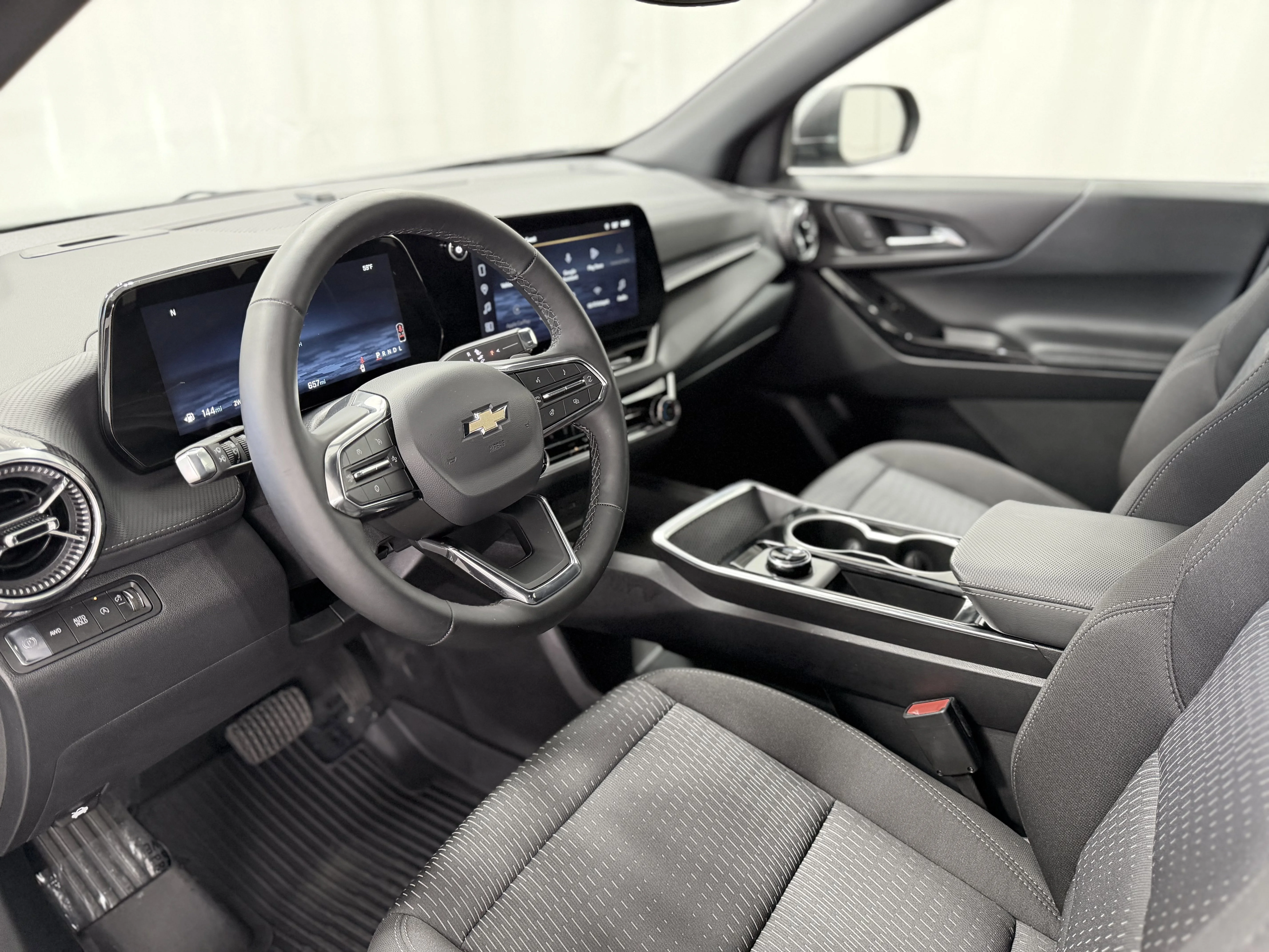 Used 2026 Sterling Gray Metallic Chevrolet AWD LT image 20