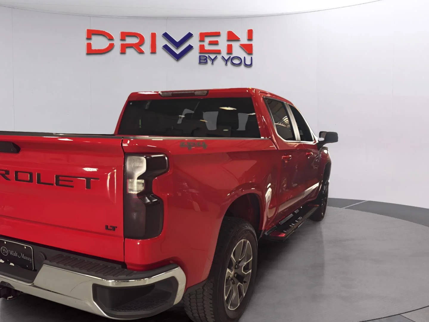 Used 2022 Red Hot Chevrolet LT (2FL) image 5