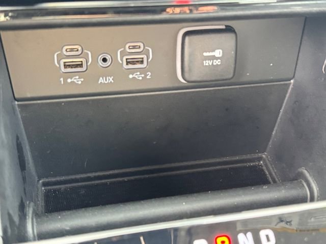 Used 2023 White Jeep Limited image 29