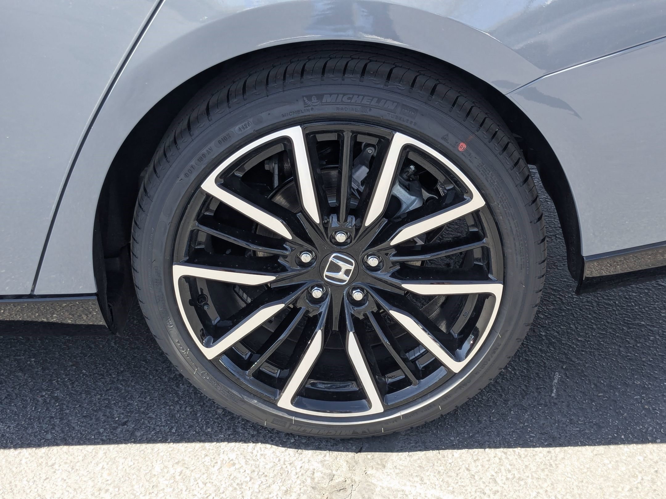 New 2026 Urban Gray Pearl Honda Touring image 10