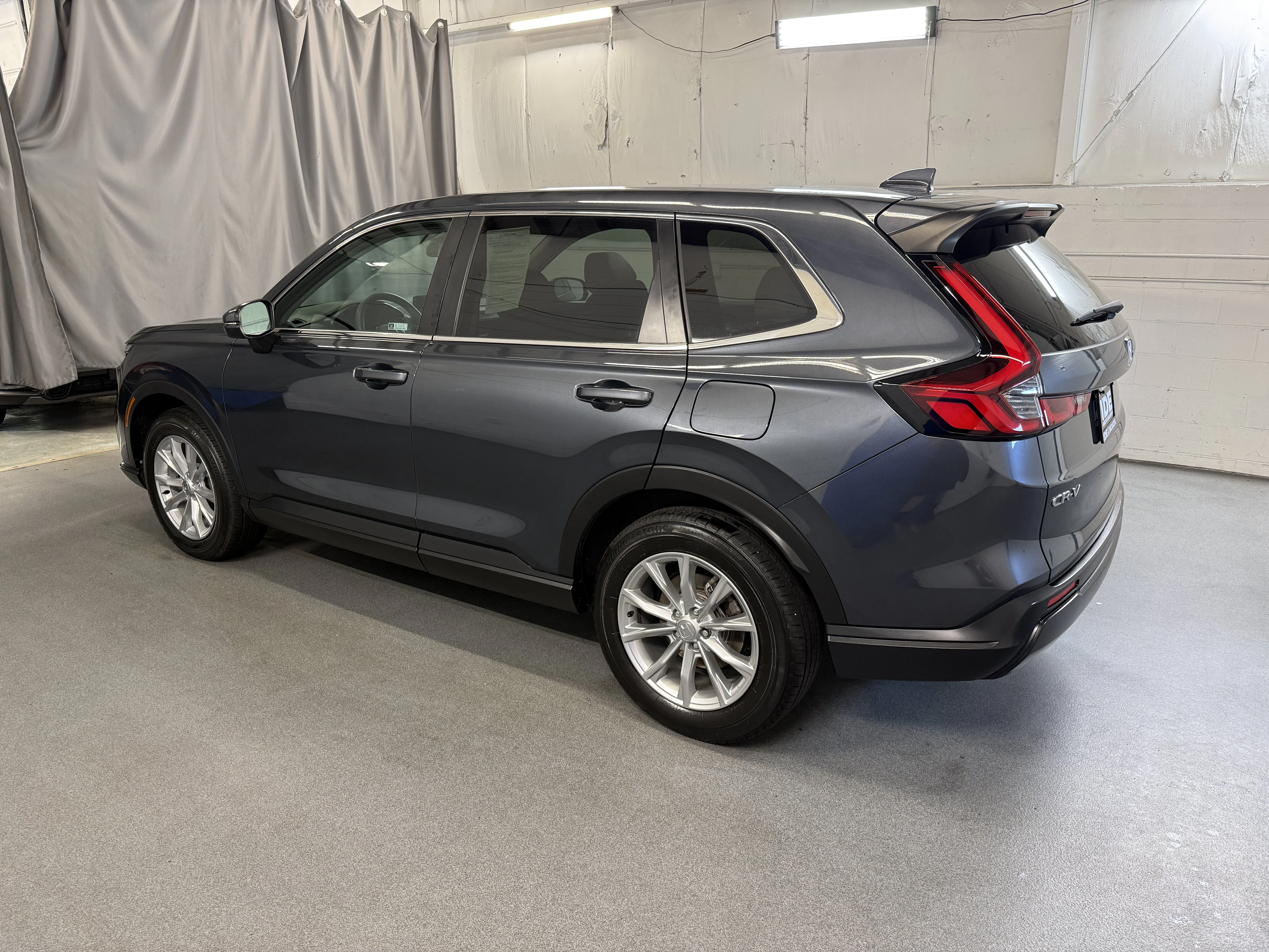 Certified Used 2024 Meteorite Gray Metallic Honda EX image 6