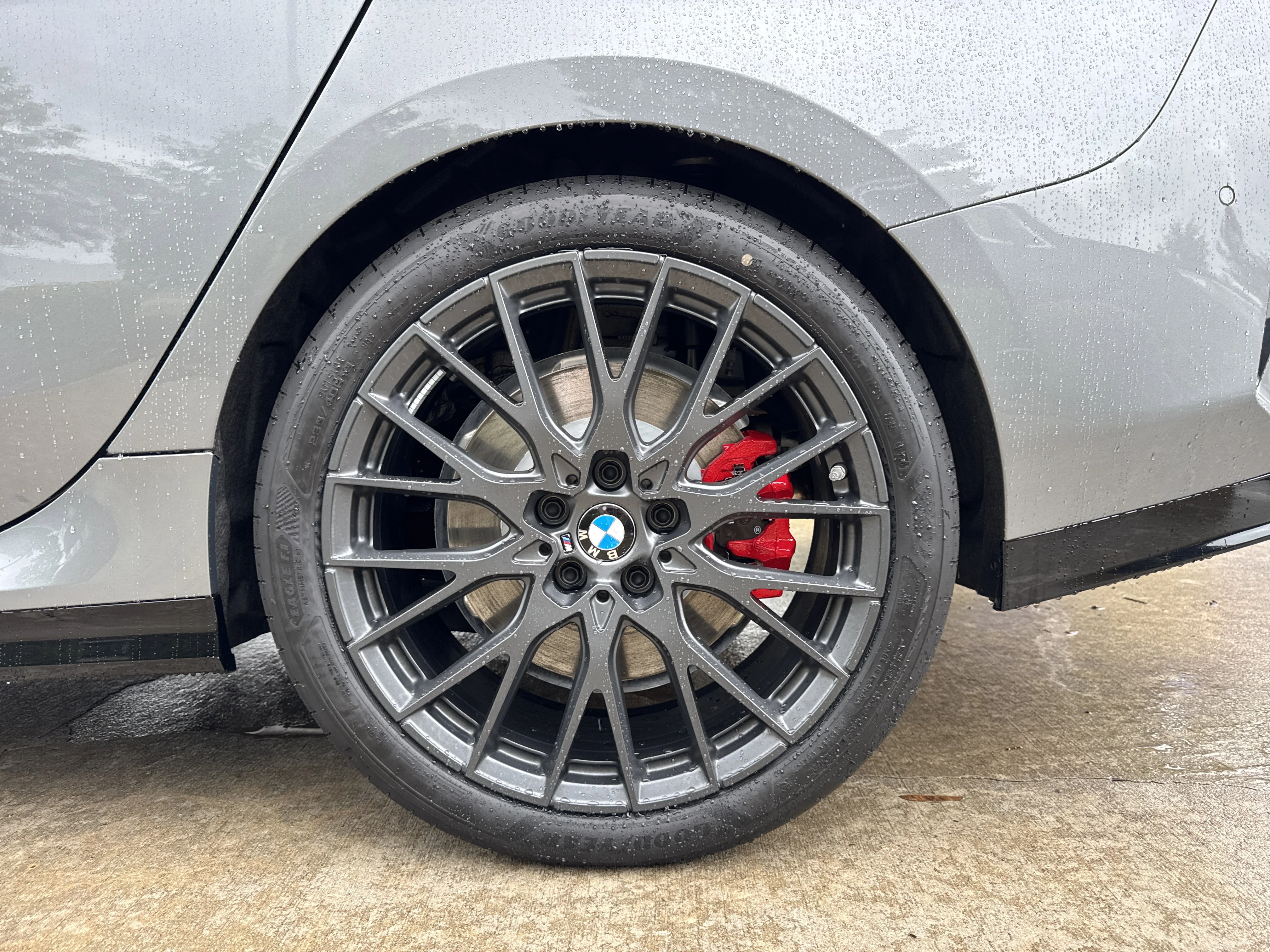New 2026 0C4W Skyscraper Grey Metallic BMW M235 xDrive image 24