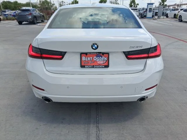 Used 2026 Alpine White BMW 330i image 5