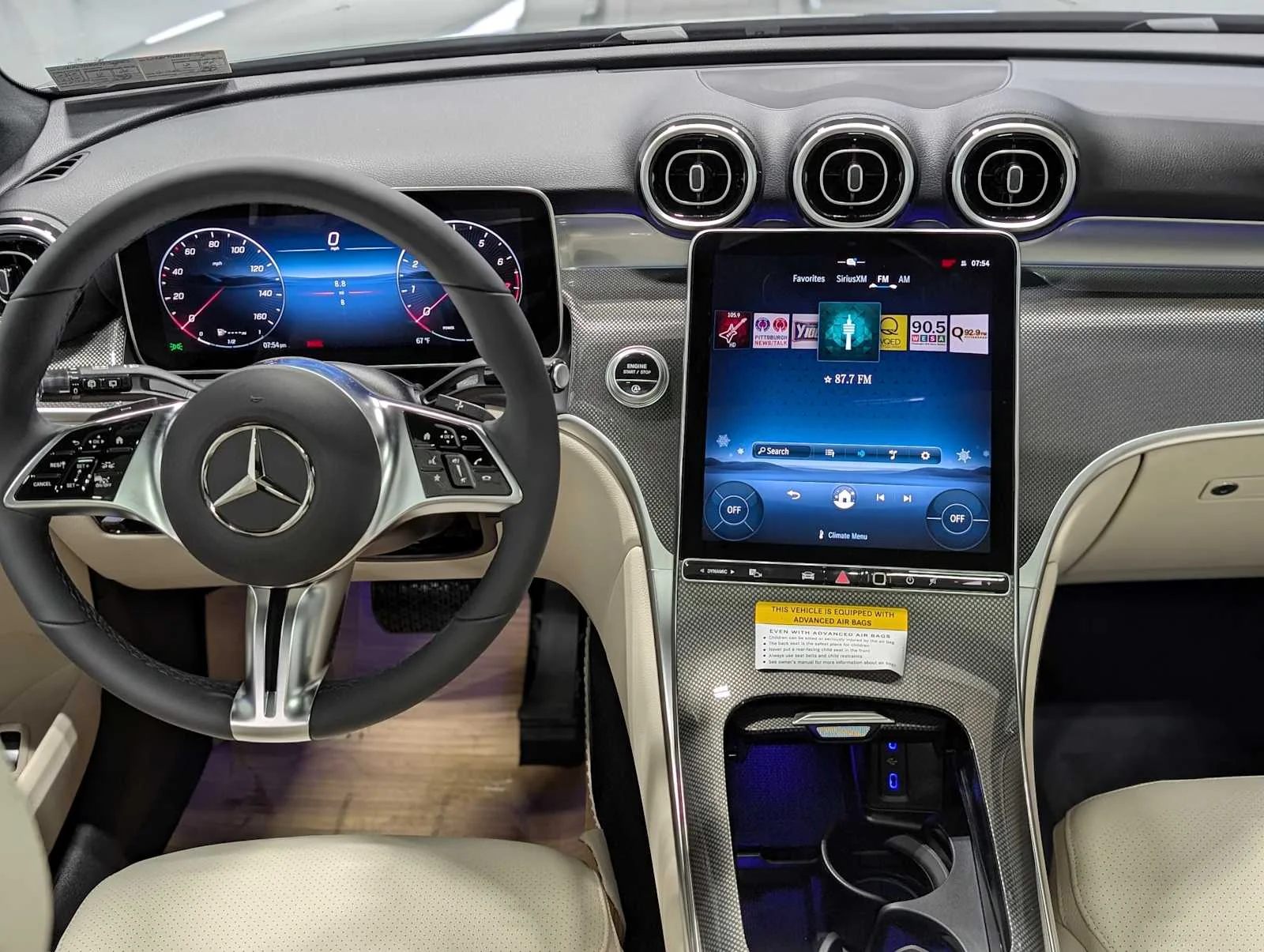 Certified Used 2026 Obsidian Black Metallic Mercedes-Benz GLC 300 image 5