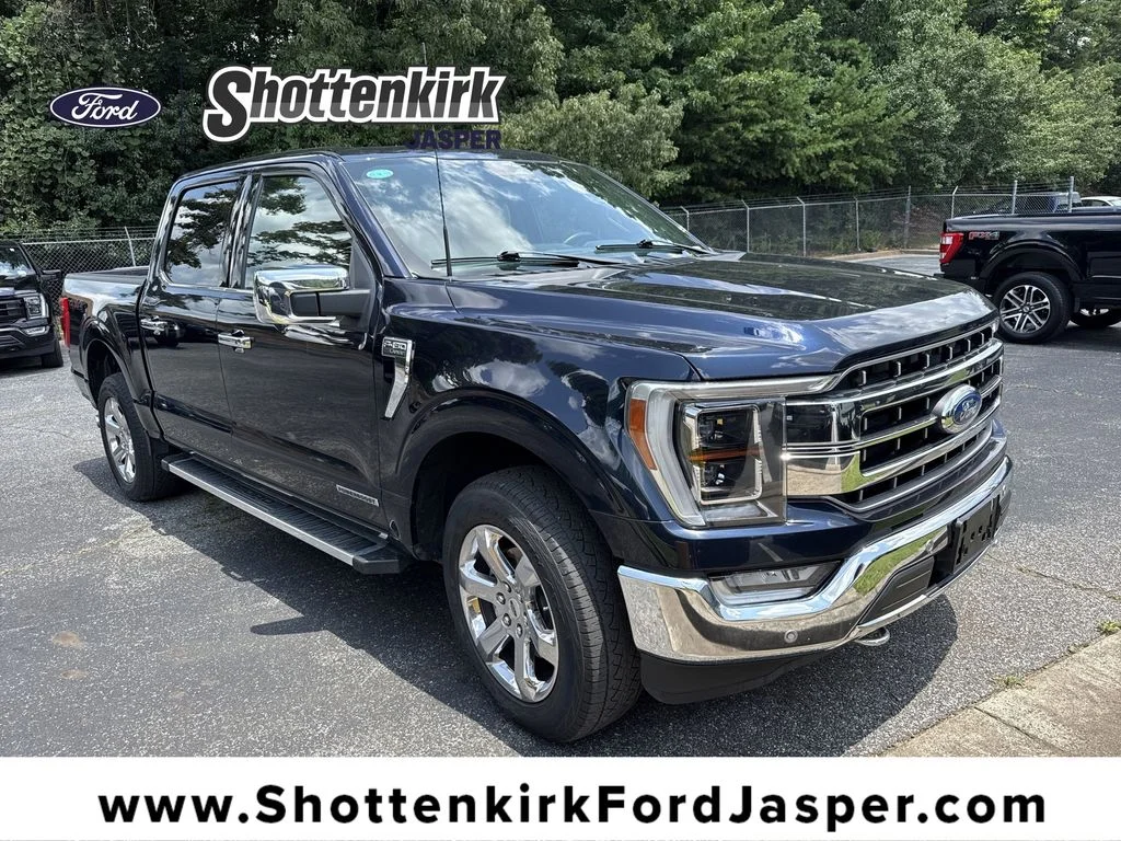 Used 2023 Blue Ford Lariat image 1