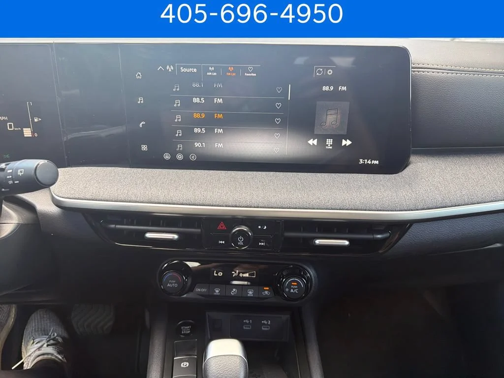 Pre-Owned 2026 Nissan Kicks SV