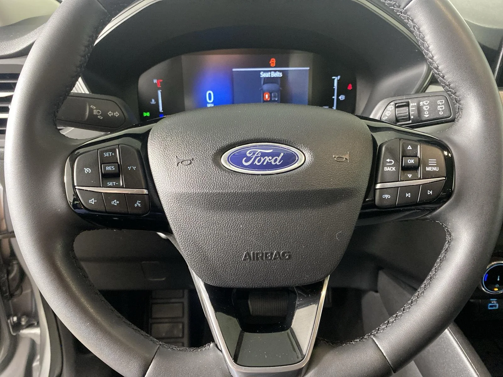 Used 2023 Iconic Silver Ford Active image 17