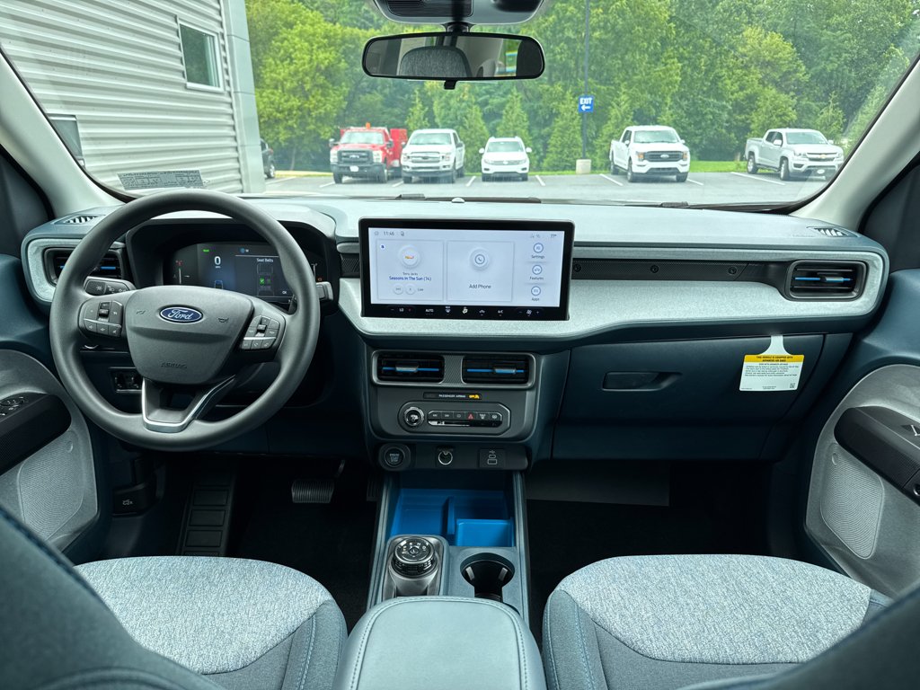 New 2026 Oxford White Ford XLT image 3